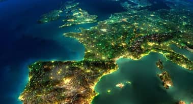 European Indices Struggle to Find Direction on Friday Morning