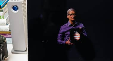 Tim Cook silences rumours about enabling crypto