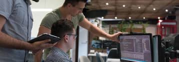 SAP-Aktie fällt 3 %: Warum Oracles AI-Capex-Rallye Softwarewerte trifft