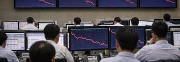 South Korean shares erase early gains, slump 5.2% as AI-driven chip selloff deepens