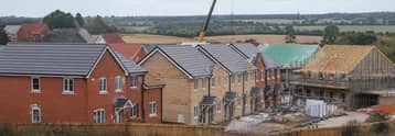 Persimmon share price at risk as key challenges converge