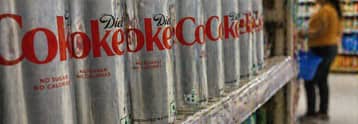 Diet Coke-mangel i India har overraskende kobling til Iran-krigen: slik