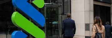 Standard Chartered cortará mais de 7.000 empregos com expansão da IA