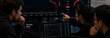Solana slips below $65 as weak demand and bearish signals persist