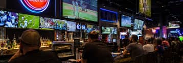 Las acciones de Dave & Buster's caen por la desaceleración del gasto del consumidor