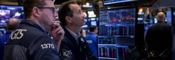 FTSE 100 drops amid China banking concerns and falling oil prices