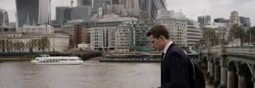 UK GDP falls 0.1% in April as services weigh on monthly growth