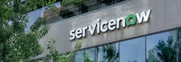 Saham ServiceNow melonjak selepas peningkatan Guggenheim walaupun kebimbangan AI