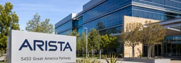 ANET balza dopo utili solidi di Arista Networks, ma restano rischi