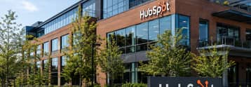 Hubspot stock crashes amid transition from growth to value: now what?