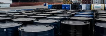 Le pétrole bondit de 3 % après qu'Iran retarde la réouverture du détroit d'Ormuz
