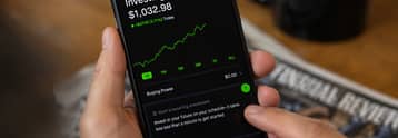 Robinhood stock jumps 11% as BTC rally fuels crypto shares: Can HOOD hold the gains?