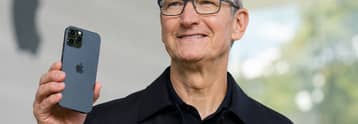 Apple stock falls as Tim Cook signs off, Ternus faces AI and post-iPhone tests