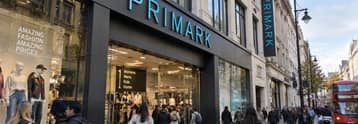 سهم AB Foods يهوي 11% بعد تراجع مبيعات Primark ويكشف مخاطر تعافي أعمق