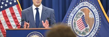 Aumentar ou manter? Reunião do Fed testa credibilidade de Kevin Warsh — próx. semana
