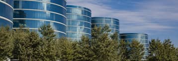 Hvorfor stiger Oracle-aktien næsten 4% i dag?
