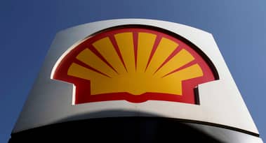 Shell share price: Q4 earnings slide 44 percent