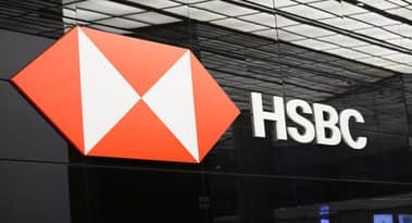 HSBC se involucra en las protestas antigubernamentales de Hong Kong mientras que los manifestantes vandalizan sus sucursales en Hong Kong