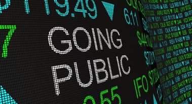 Wish parent’s IPO off to poor start