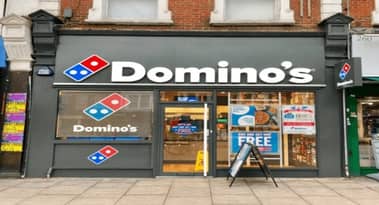 Bill Ackman aveva ragione nel vendere azioni Starbucks per quelle Domino's Pizza?