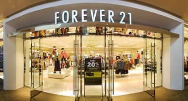 Authentic Brands y los propietarios de centros comerciales de EE.UU. rescatarán a Forever 21 de la bancarrota con un acuerdo de $81 mil millones de dólares