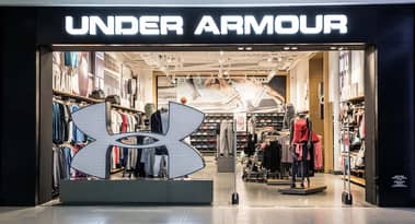 Under Armour Aktienkurs erreicht ein 22-Monats-Tief bei den fehlenden Einnahmen und Coronavirus-Ängsten