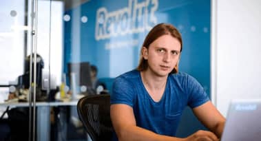 Digital bank Revolut lists a new cryptocurrency