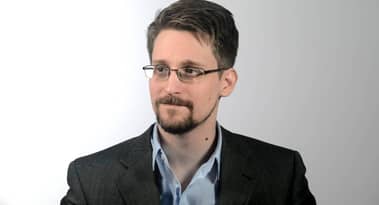 Edward Snowden forecasts a government Bitcoin buy-in