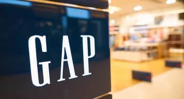 El precio de las acciones de GAP cae en un 10% mientras Moody's baja la calificación de las acciones a basura