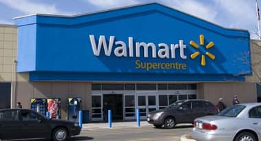 Walmart launches emergency leave policy after getting hit by the coronavirus