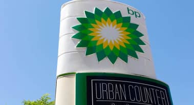 British Petroleum modifica su acuerdo de Alaska de £4,500 millones de libras tras la caída de los precios del petróleo