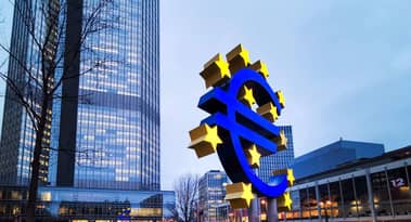 EUR/USD sale moderatamente dopo il cambio di target di inflazione della BCE