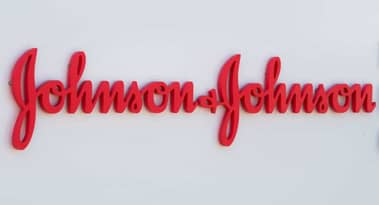 Johnson & Johnson supera las estimaciones de los analistas en cuanto a ganancias e ingresos en el primer trimestre