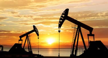 What are the best oil and gas industry stocks to buy in February?