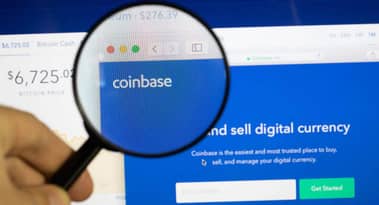 Coinbase reporta un número récord de los depósitos de $1,200 dólares