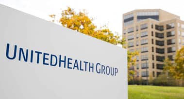 UnitedHealth climbs 2.6% on an upbeat earnings report
