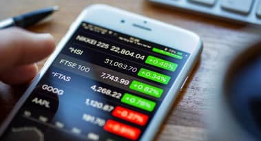 FTSE 100 in pareggio, mentre il Premier Johnson vuole allentare il lockdown