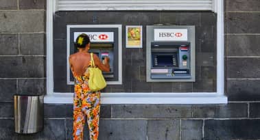 HSBC share price crossed key level as focus shifts to earnings
