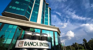 La cotización de las acciones de Intesa Sanpaolo sube un 14% en la semana en que el BCE aprueba la adquisición de UBI