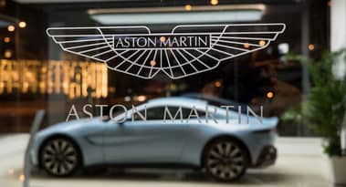 Análisis del precio de las acciones de Aston Martin después de presentar un nuevo automóvil de F1