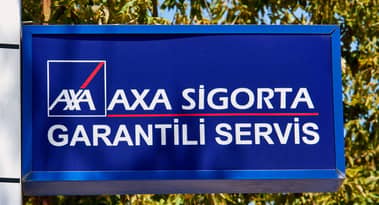 Tribunale di Parigi ordina all'assicuratore AXA di coprire la perdita di un ristorante causata dal COVID-19