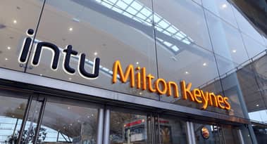Intu Properties cerca accordi di standstill con i creditori per evitare l'inadempienza