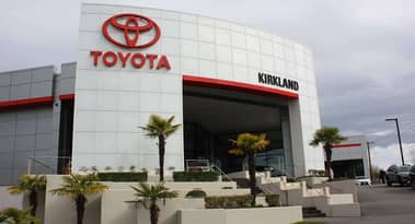 Should you invest in Toyota shares in December?