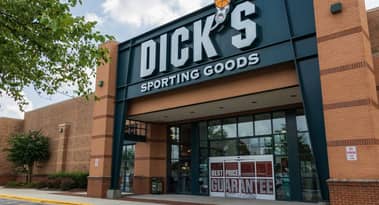Dick's Sporting Goods reporta una pérdida neta de £114.37 millones de libras en el primer trimestre, ya que el Coronavirus cierra las tiendas.