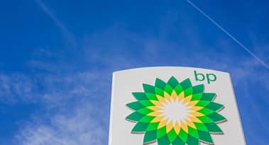 BP riduce le previsioni sul petrolio e stima fino a 13,95 miliardi di sterline di svalutazioni nel Q1