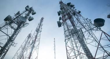 El precio de las acciones de Telefónica sube, ya que su unidad alemana firma un acuerdo de $1,7 mil millones de dólares.