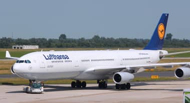 Lufthansa disminuirá 1,000 puestos de administración y el 20% de los puestos de liderazgo para combatir a COVID-19