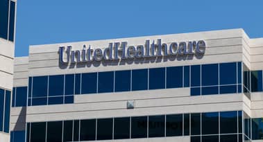UnitedHealth Group dice que sus ingresos netos se duplicaron con creces en el segundo trimestre fiscal