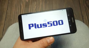 Plus500 segnala un aumento di quasi il 300% dei ricavi nel Q1 su volumi di trading