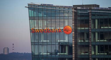 La Swedbank renoue avec les bénéfices au deuxième trimestre après une perte de 150 millions de livres sterling au premier trimestre